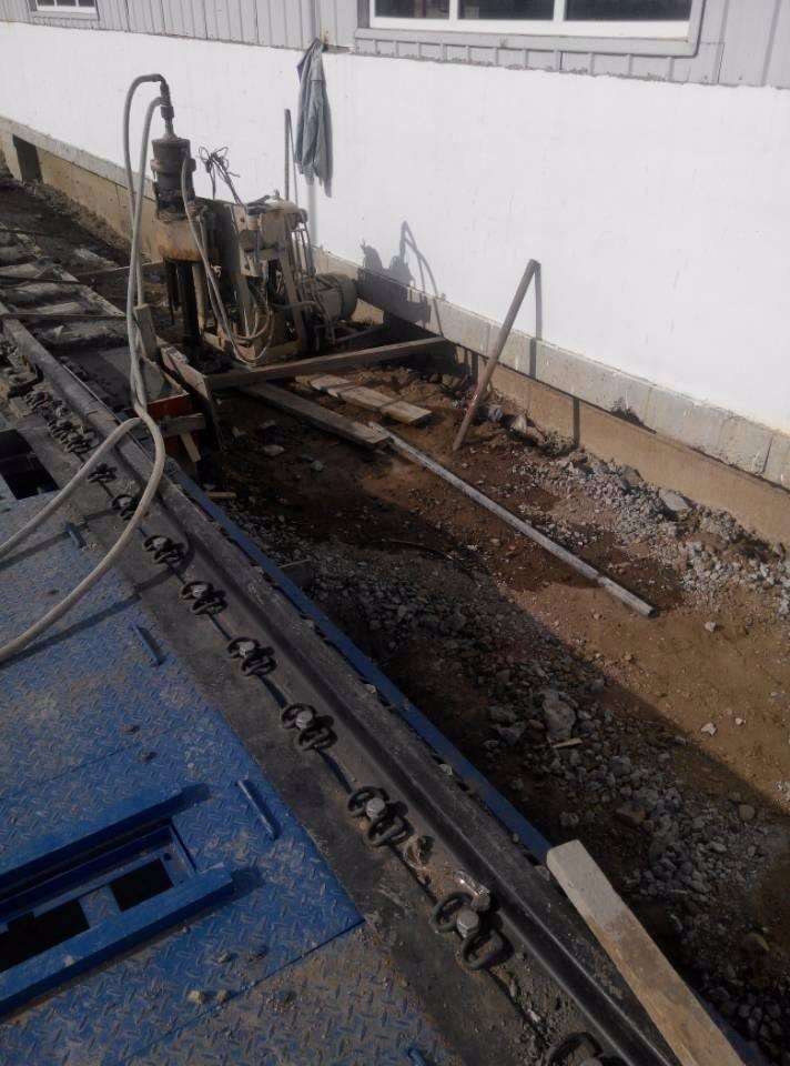 绛县注浆治理铁路高路基沉陷病害